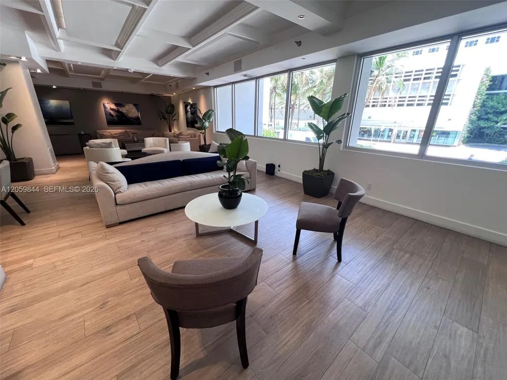 100 Lincoln Rd #537 Miami Beach, FL 33139