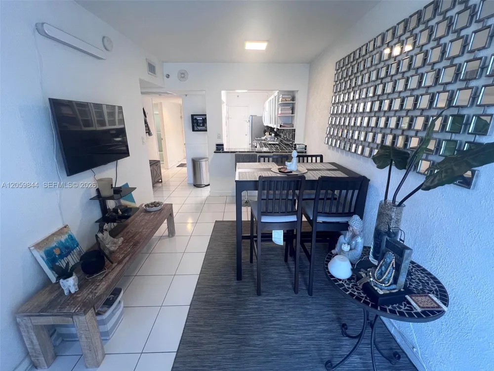 100 Lincoln Rd #537 Miami Beach, FL 33139
