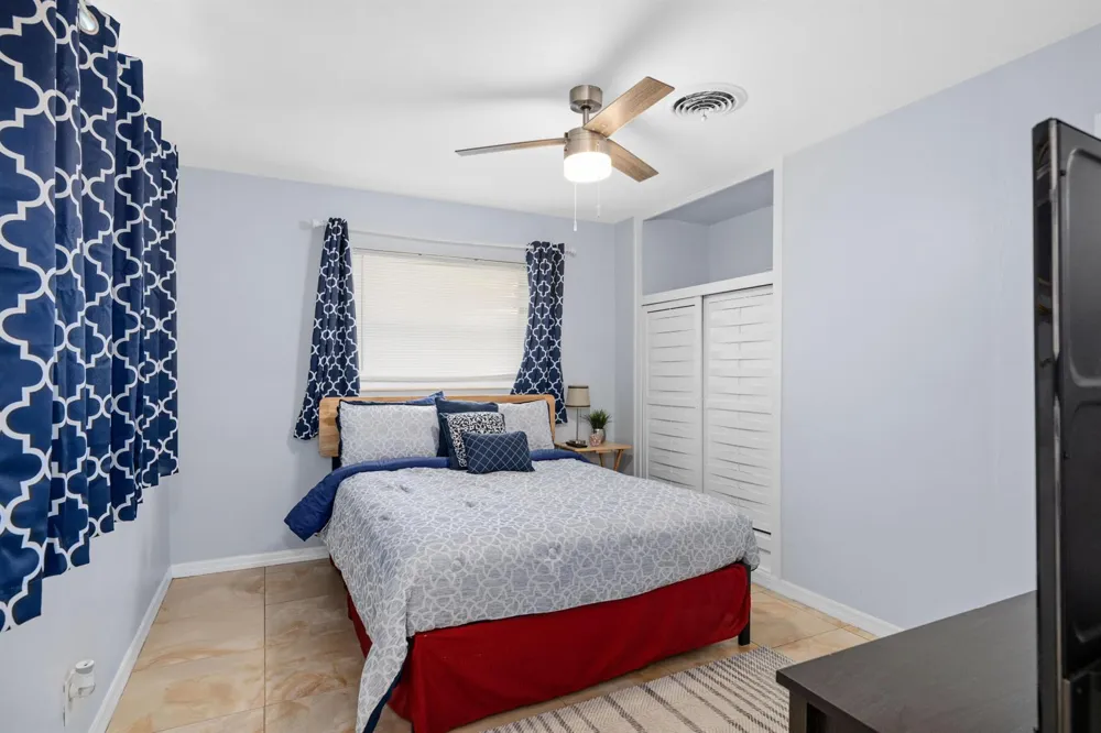 336 S CHILLINGWORTH DRIVE West Palm Beach, FL 33409