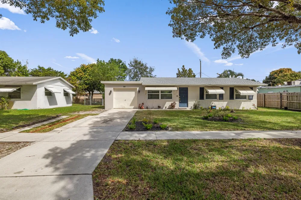 336 S CHILLINGWORTH DRIVE West Palm Beach, FL 33409