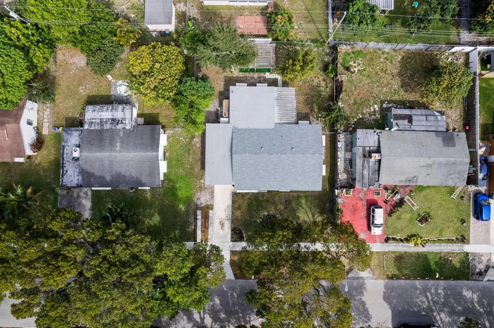 336 S CHILLINGWORTH DRIVE West Palm Beach, FL 33409