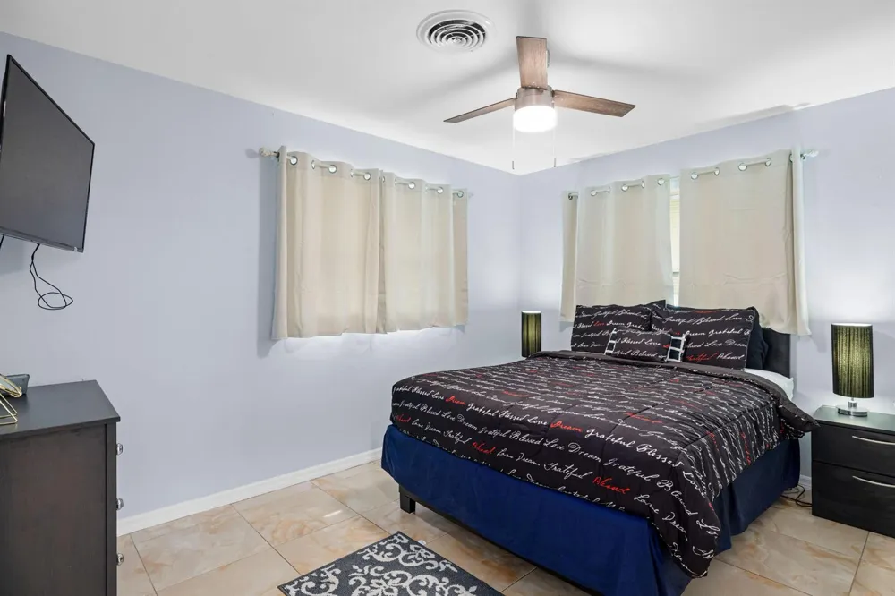 336 S CHILLINGWORTH DRIVE West Palm Beach, FL 33409