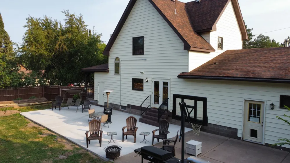 401 River Bluff Avenue Sandstone, MN 55072