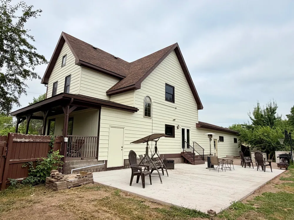 401 River Bluff Avenue Sandstone, MN 55072
