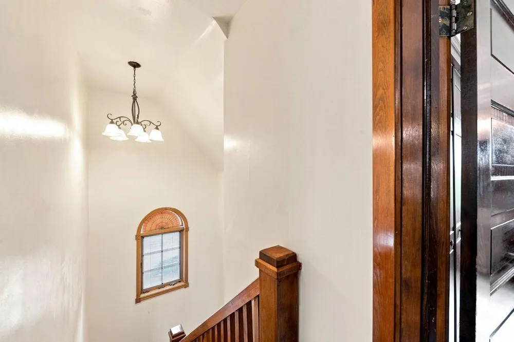 401 River Bluff Avenue Sandstone, MN 55072