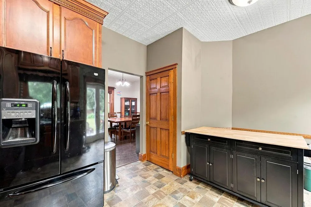 401 River Bluff Avenue Sandstone, MN 55072