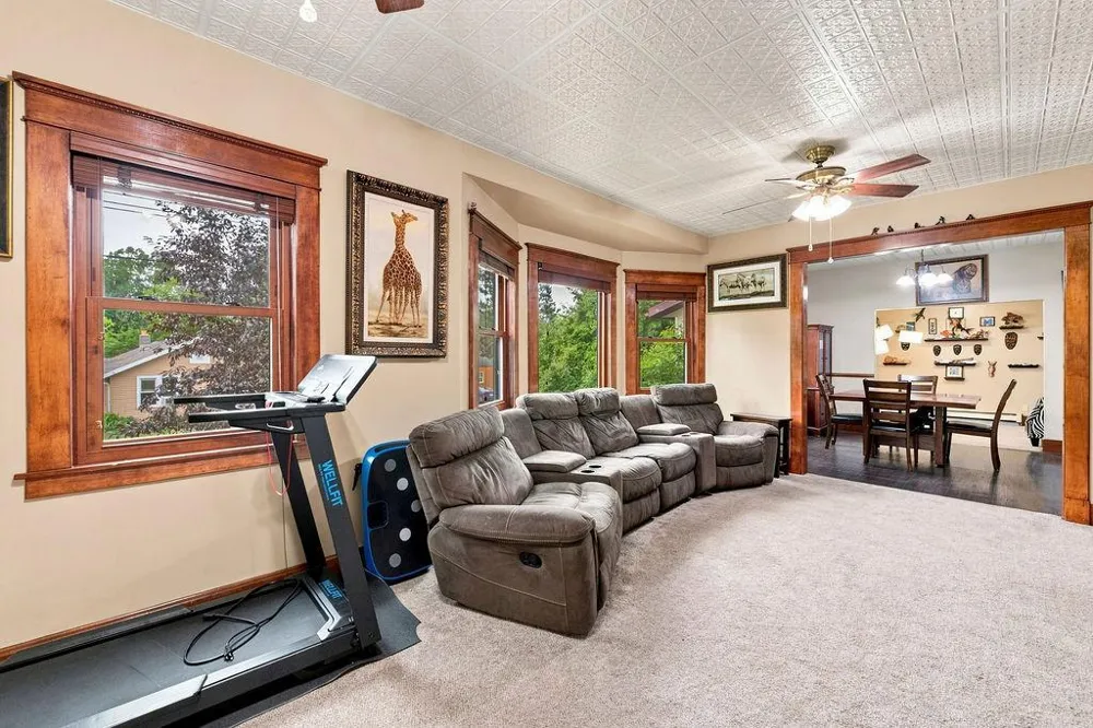 401 River Bluff Avenue Sandstone, MN 55072