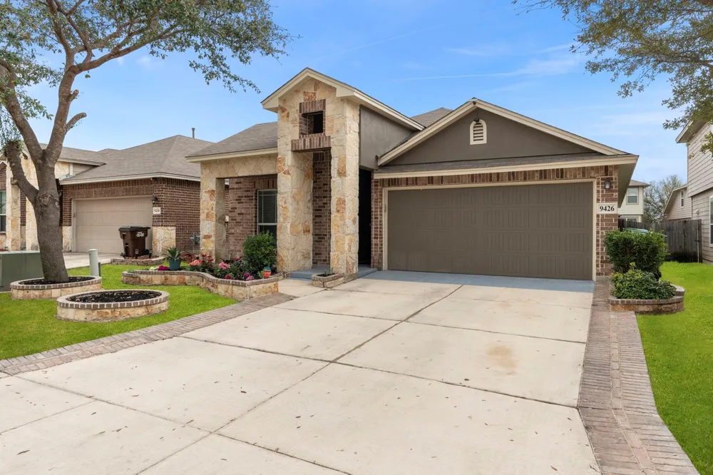 9426 Palomino Path Path San Antonio, TX 78254