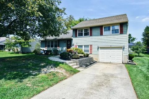 210 BENTWOOD DRIVE