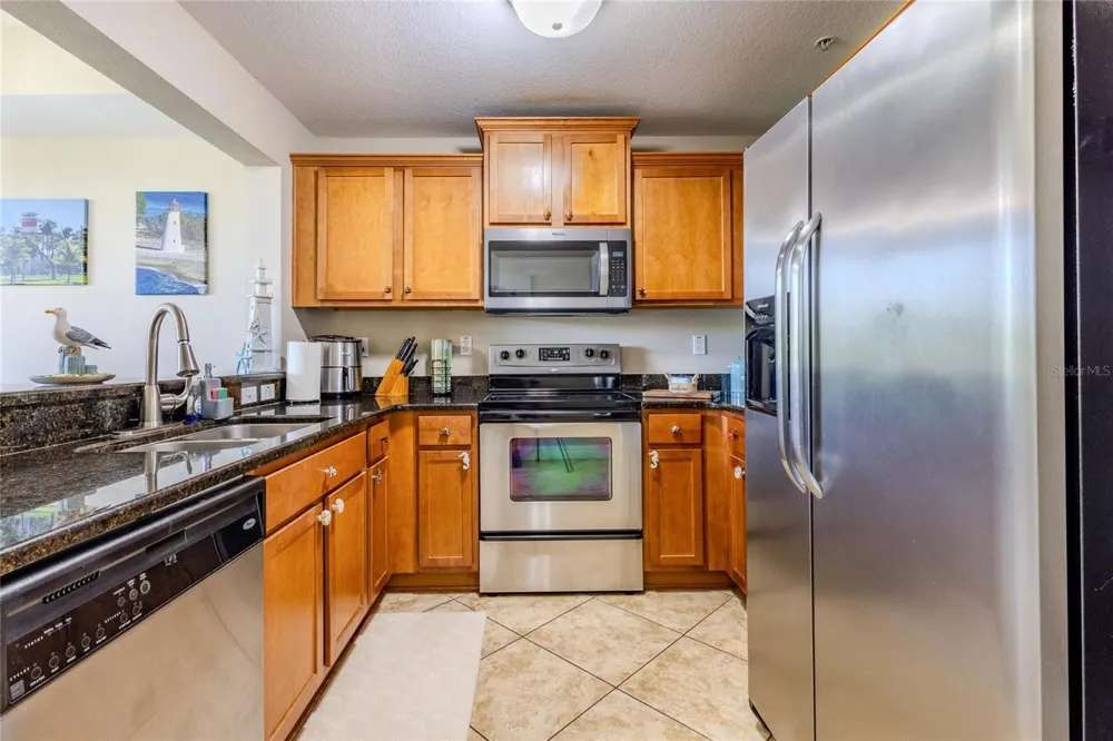 3259 MANGROVE POINT DRIVE Ruskin, FL 33570