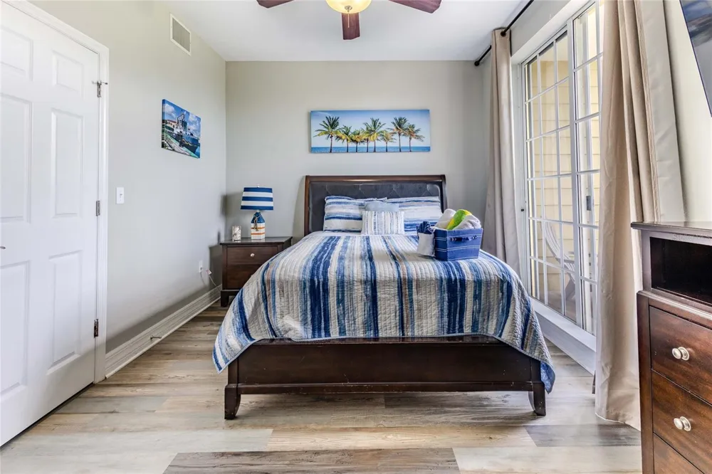 3259 MANGROVE POINT DRIVE Ruskin, FL 33570