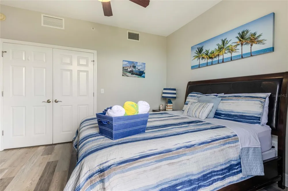 3259 MANGROVE POINT DRIVE Ruskin, FL 33570