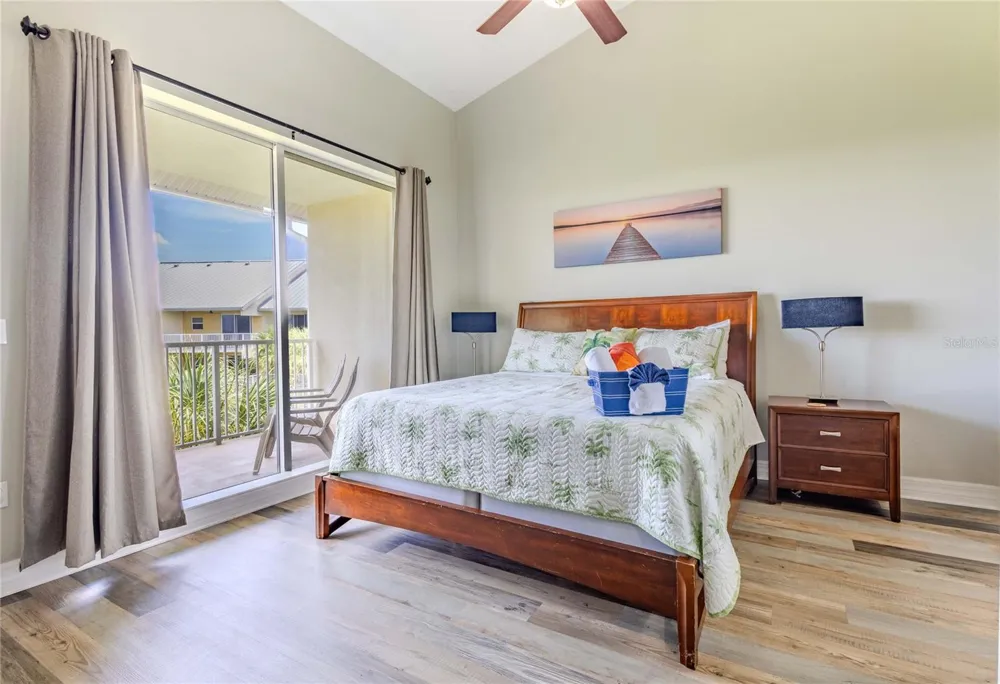 3259 MANGROVE POINT DRIVE Ruskin, FL 33570