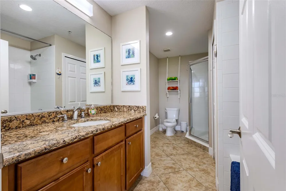 3259 MANGROVE POINT DRIVE Ruskin, FL 33570