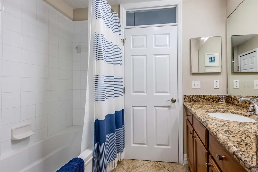3259 MANGROVE POINT DRIVE Ruskin, FL 33570