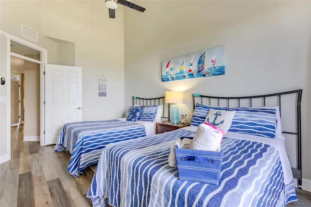 3259 MANGROVE POINT DRIVE Ruskin, FL 33570