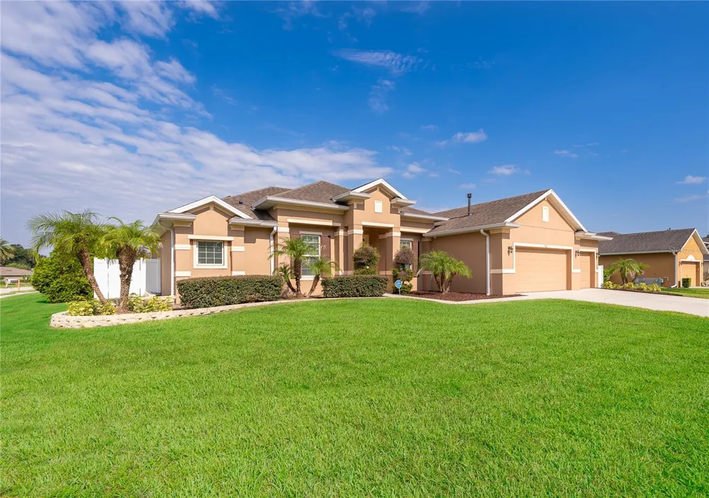 700 ELKHORN FERN LANE Deland, FL 32720