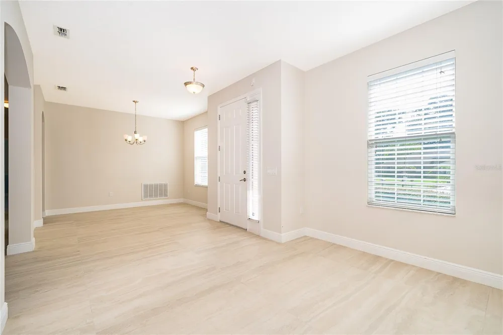 700 ELKHORN FERN LANE Deland, FL 32720