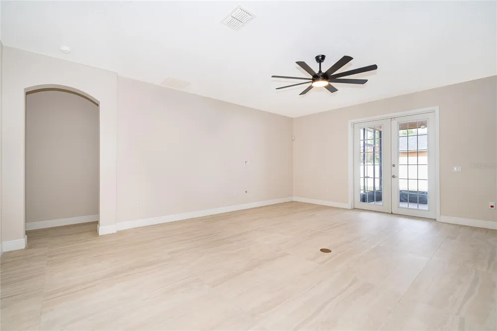 700 ELKHORN FERN LANE Deland, FL 32720