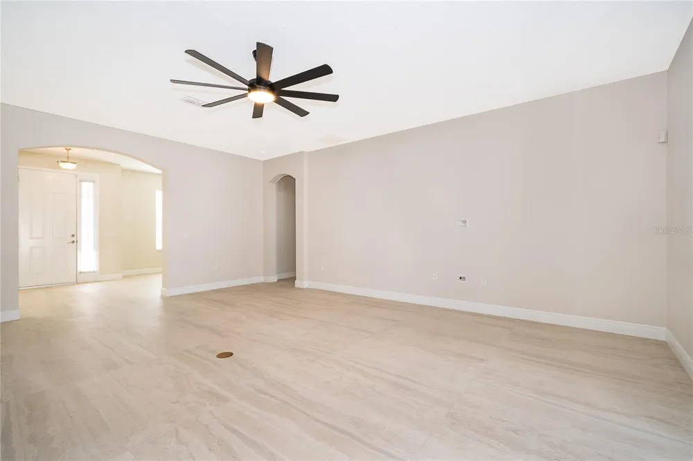 700 ELKHORN FERN LANE Deland, FL 32720