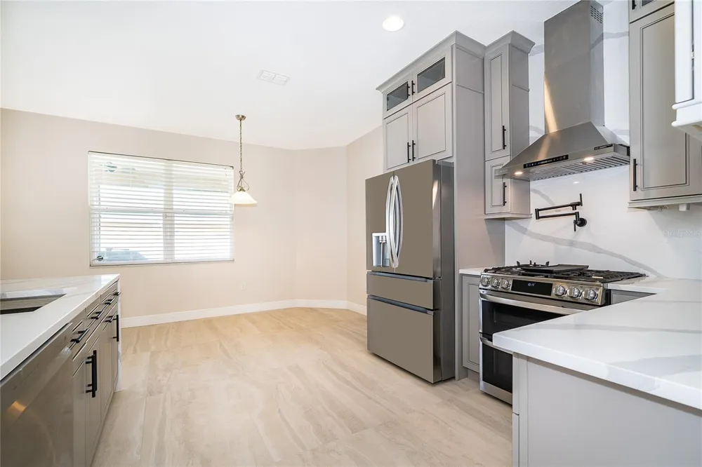 700 ELKHORN FERN LANE Deland, FL 32720
