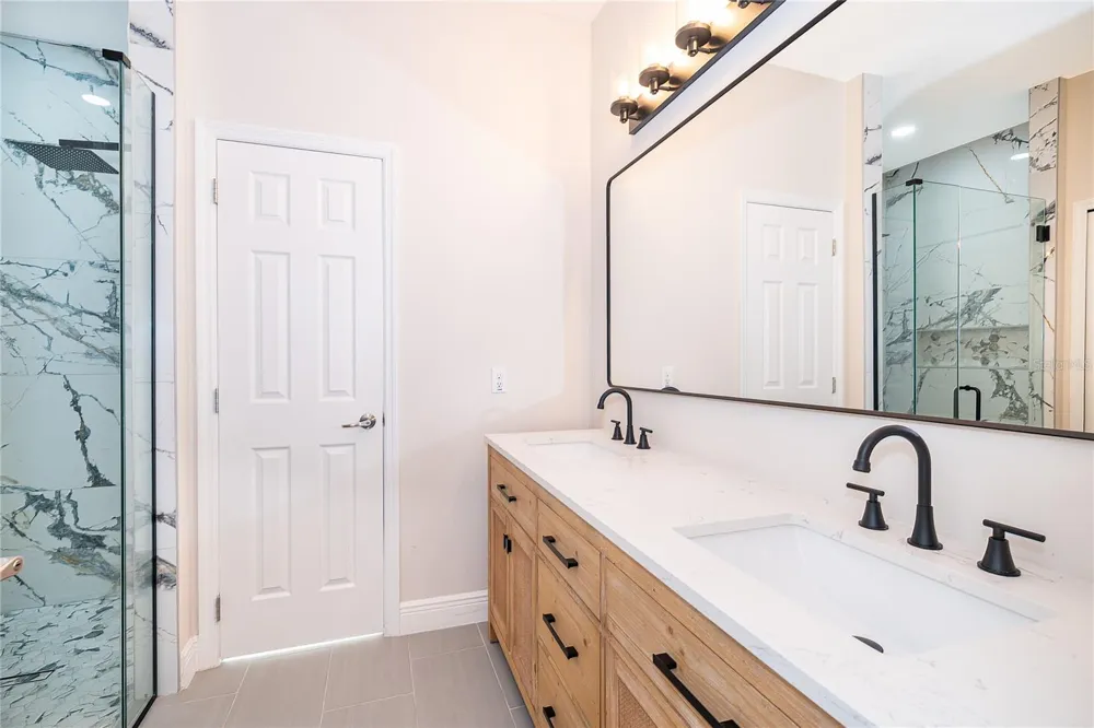 700 ELKHORN FERN LANE Deland, FL 32720