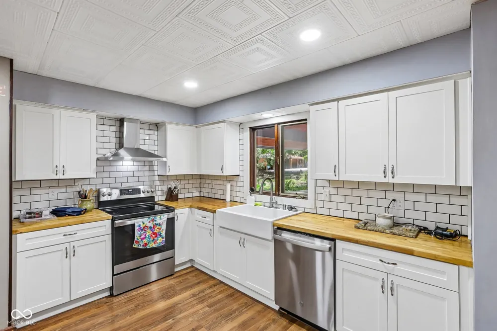 1905 Plummer Road Martinsville, IN 46151