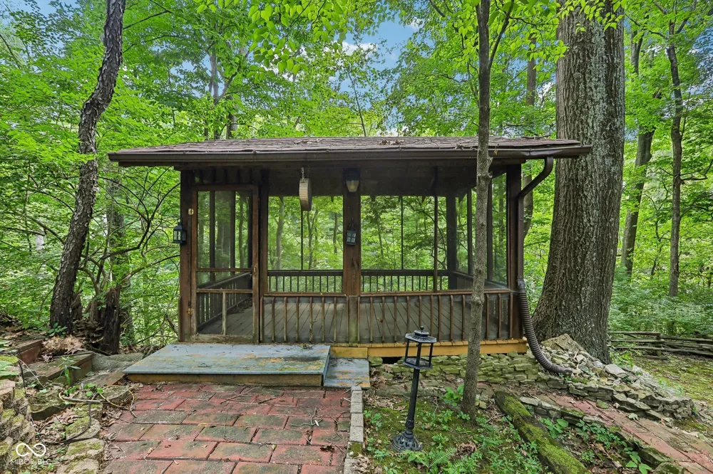 1905 Plummer Road Martinsville, IN 46151