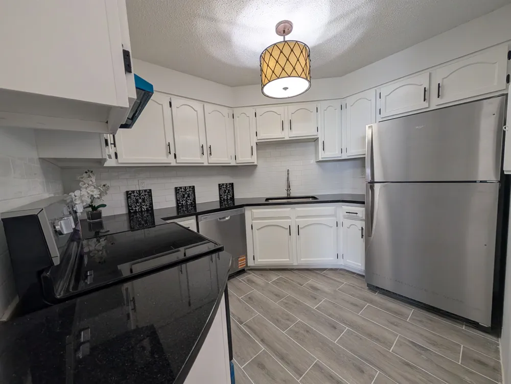 918 HARMON COVE TOWER Secaucus, NJ 07094