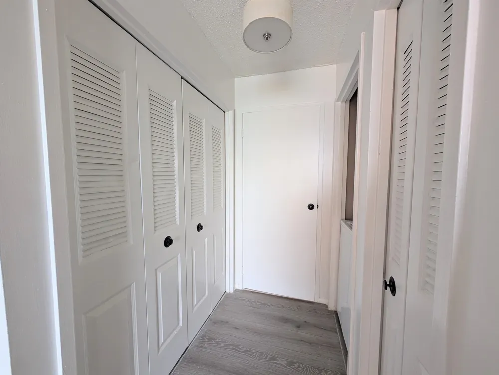 918 HARMON COVE TOWER Secaucus, NJ 07094