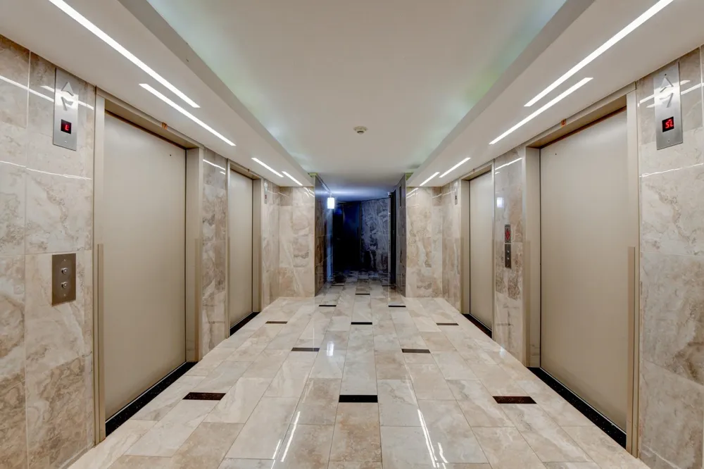 918 HARMON COVE TOWER Secaucus, NJ 07094
