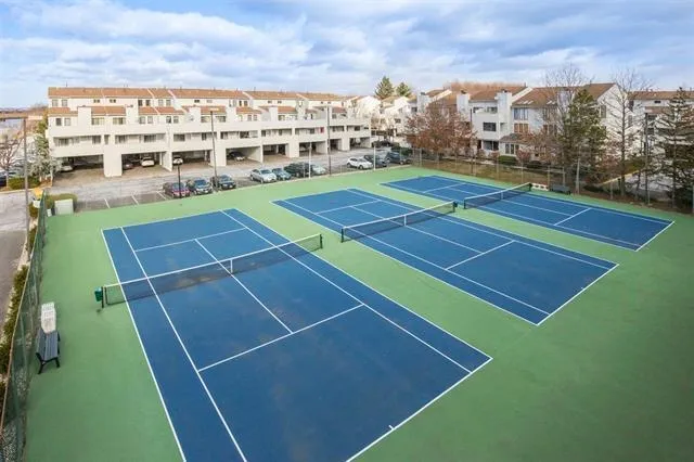 918 HARMON COVE TOWER Secaucus, NJ 07094