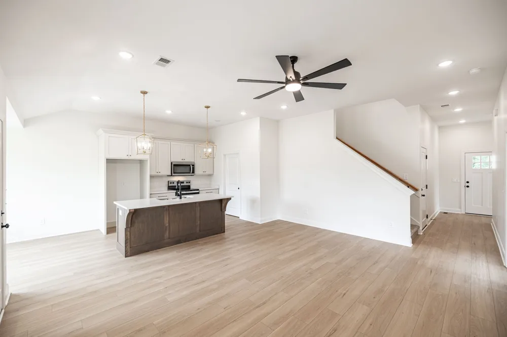 4202 Hereford Dr Greenbrier, TN 37073