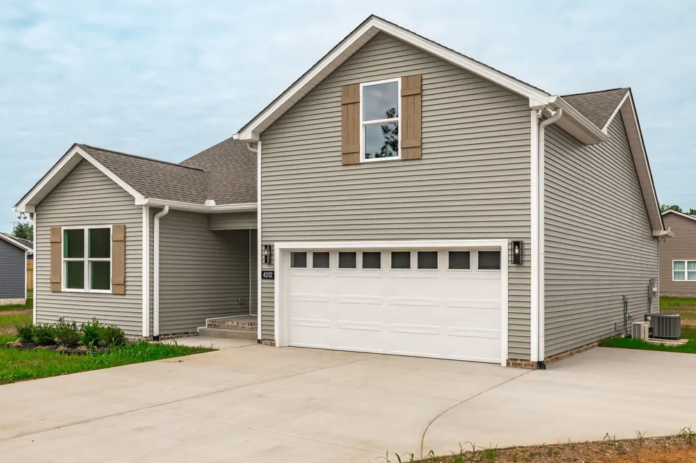 4202 Hereford Dr Greenbrier, TN 37073