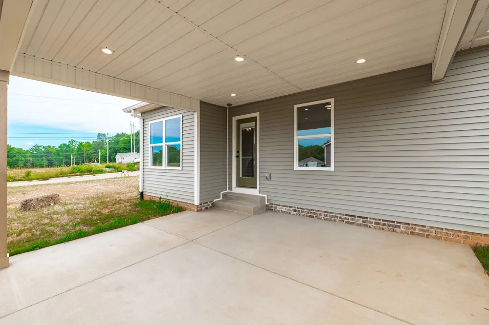 4202 Hereford Dr Greenbrier, TN 37073