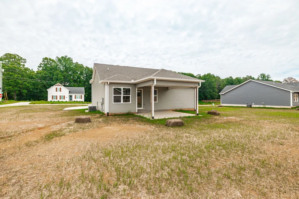 4202 Hereford Dr Greenbrier, TN 37073