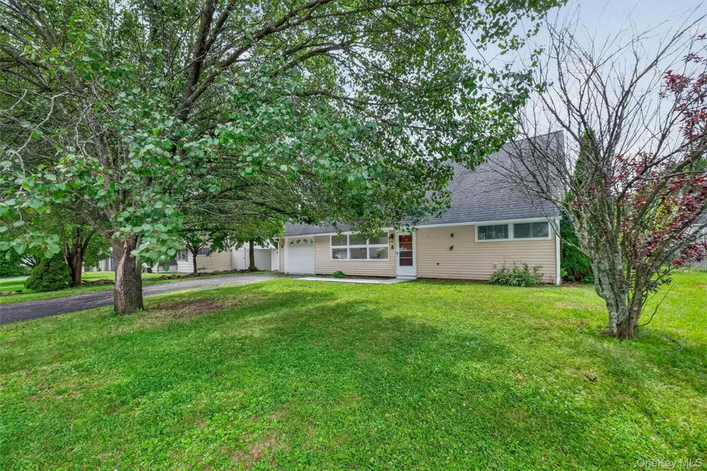 38 Indian Springs Lane Kingston, NY 12401