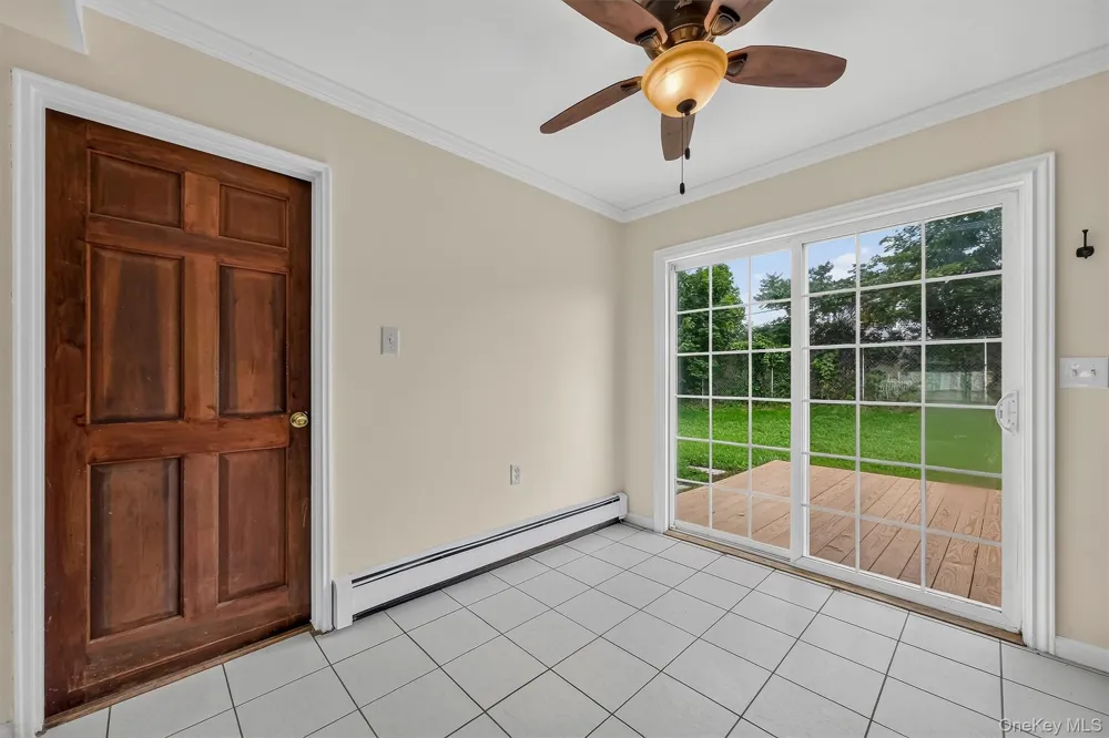 38 Indian Springs Lane Kingston, NY 12401