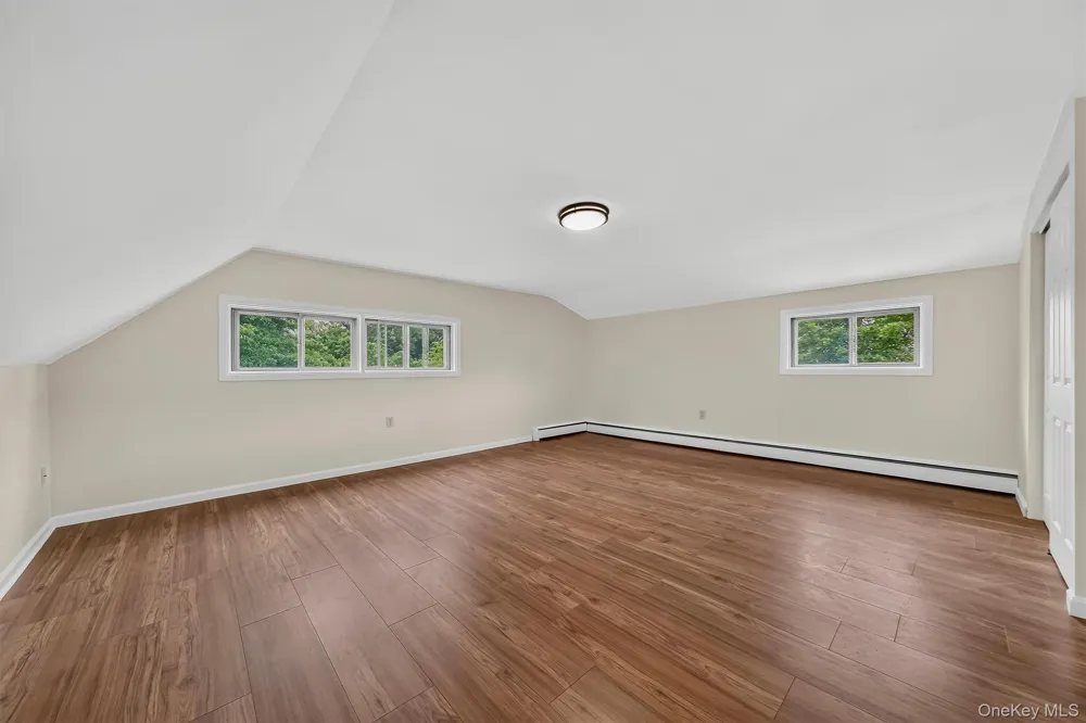 38 Indian Springs Lane Kingston, NY 12401