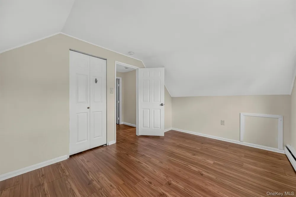 38 Indian Springs Lane Kingston, NY 12401
