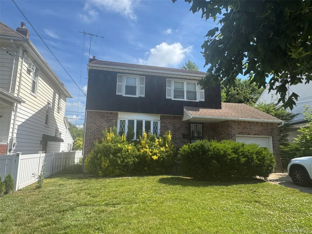 37 Magnolia Avenue Floral Park, NY 11001