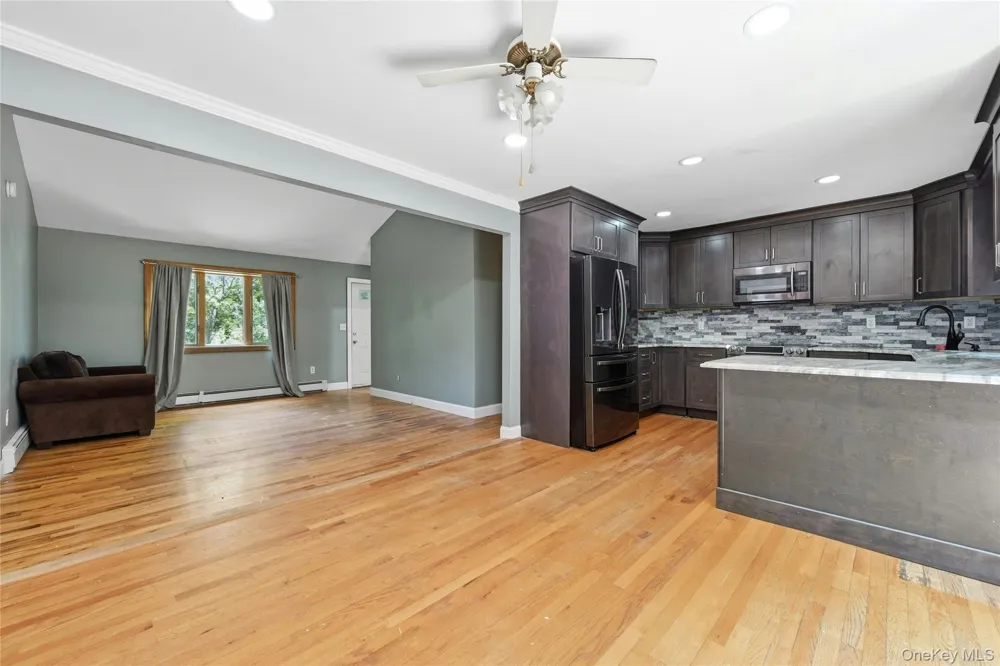 28 Twilight Road Rocky Point, NY 11778