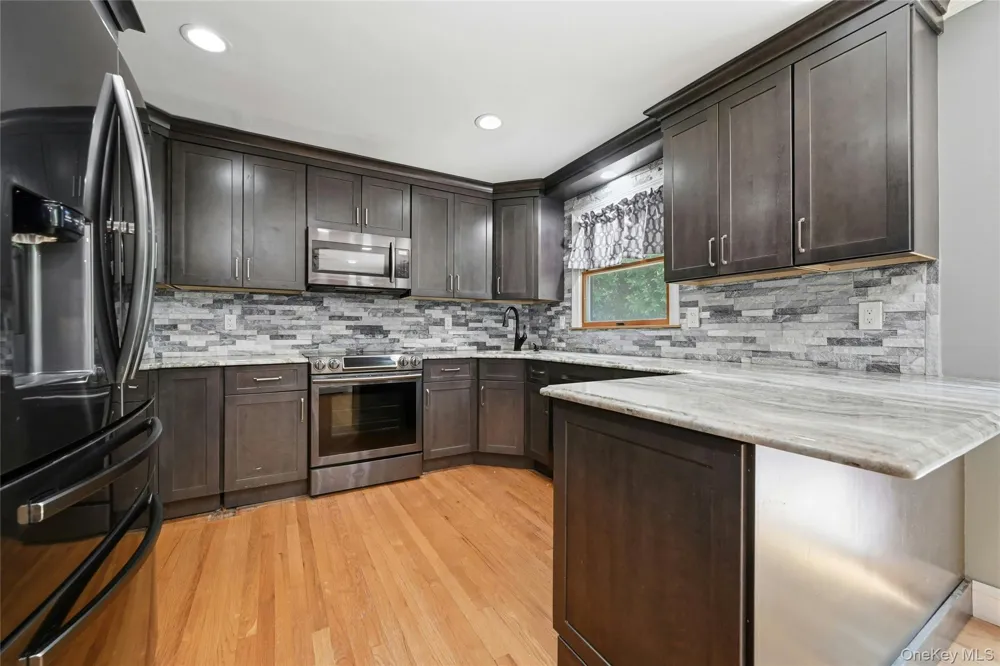 28 Twilight Road Rocky Point, NY 11778
