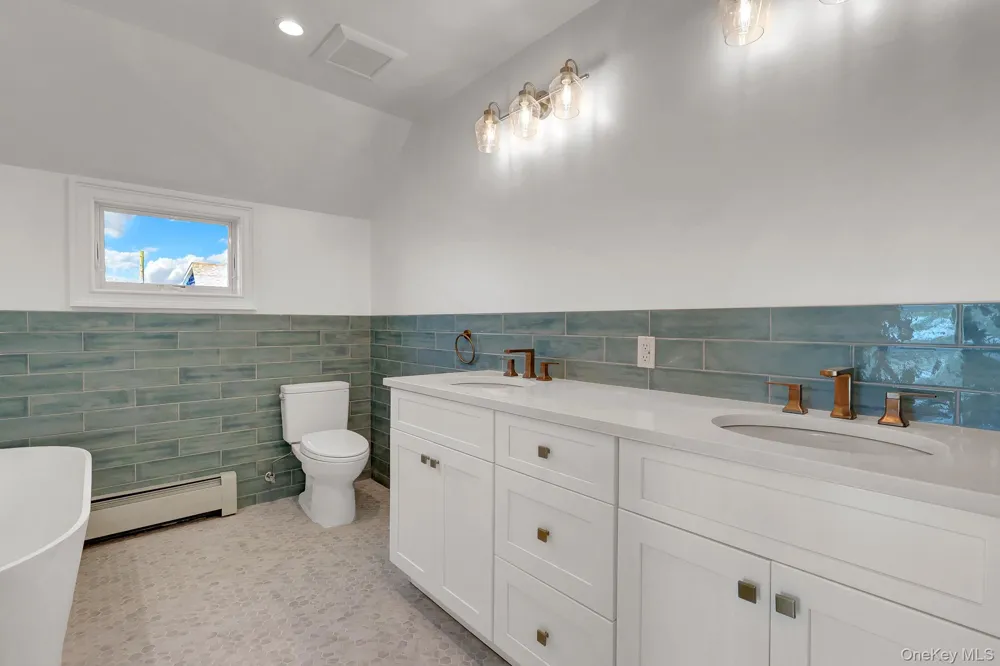 12 Ocean Boulevard Point Lookout, NY 11569