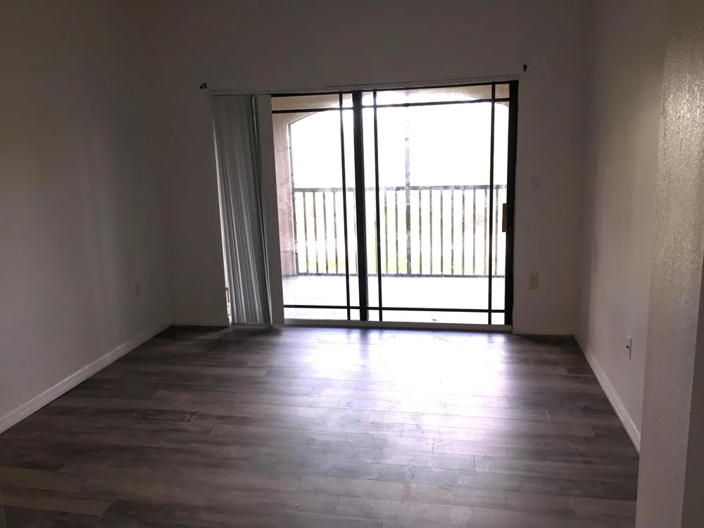 2801 SARENTO PLACE #302 Palm Beach Gardens, FL 33410