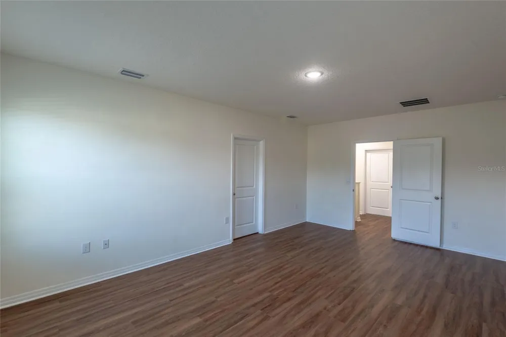 15596 BLACK PEPPER LANE Odessa, FL 33556