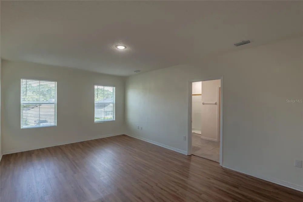 15596 BLACK PEPPER LANE Odessa, FL 33556