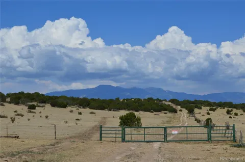 000 Claymine Road