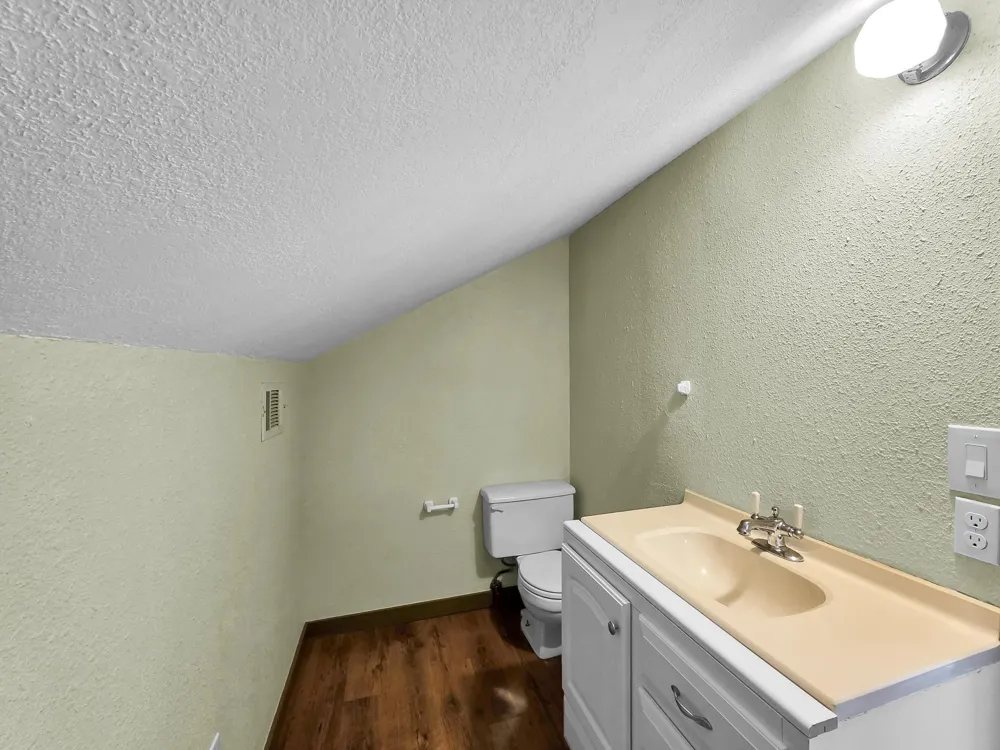 1208 Boyt Road Crystal Beach, TX 77650