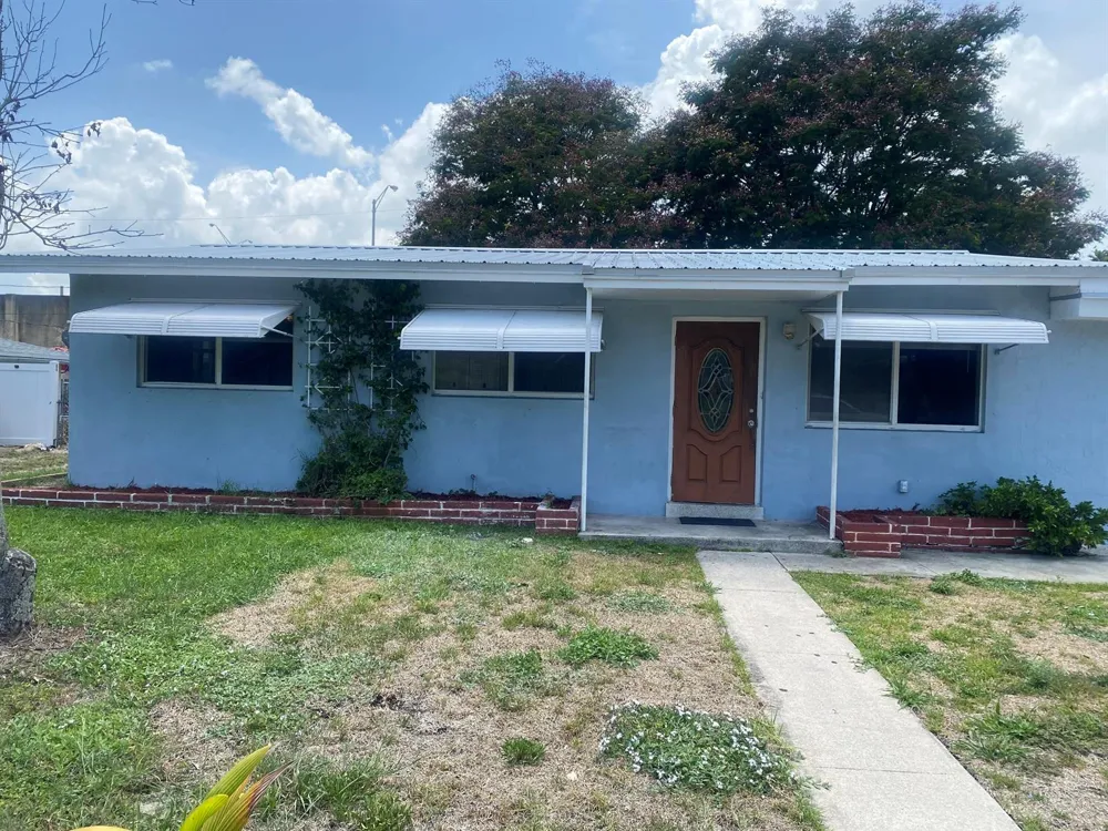 917 S Ridge Street Lake Worth, FL 33460